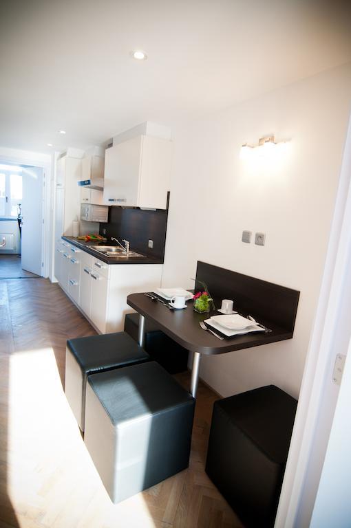 Apartment De Maasnacht Maaseik Luaran gambar