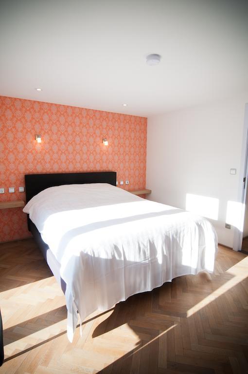 Apartment De Maasnacht Maaseik Bilik gambar